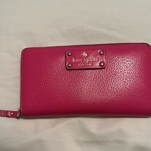 Kate Spade large zip wallet